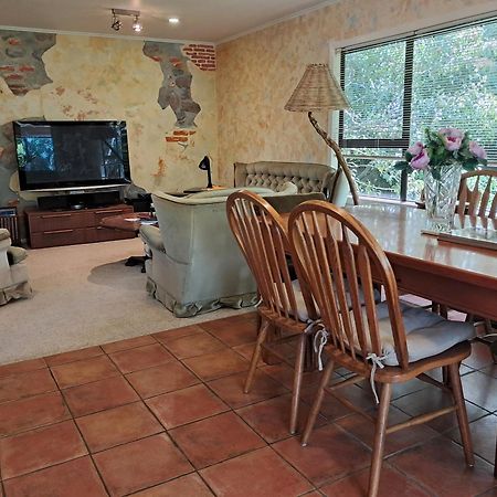 Secret Cottage Waitara Εξωτερικό φωτογραφία